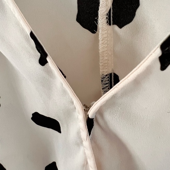 ASTR the Label Ivory Cream Black Spots Long Sleeve Surplice Bodysuit Small - Picture 6 of 16